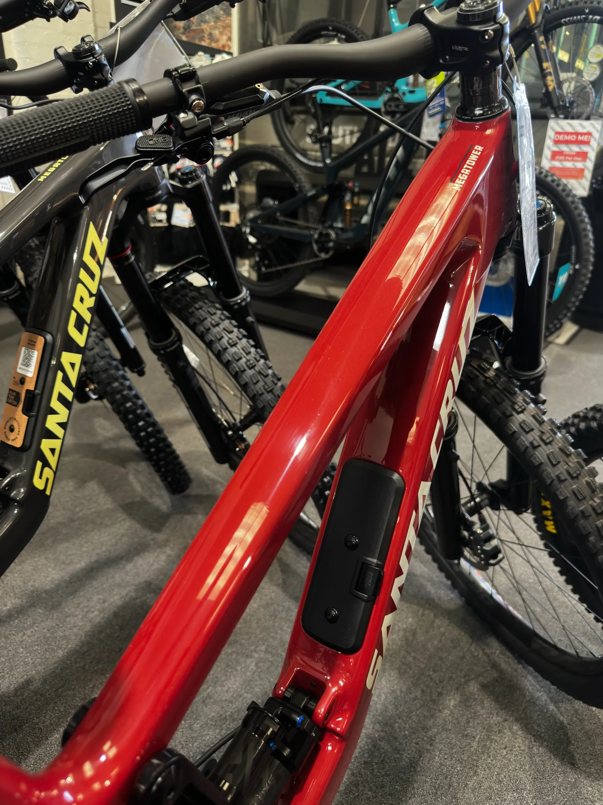 Santa Cruz Megatower C GX AXS T Type - Crimson