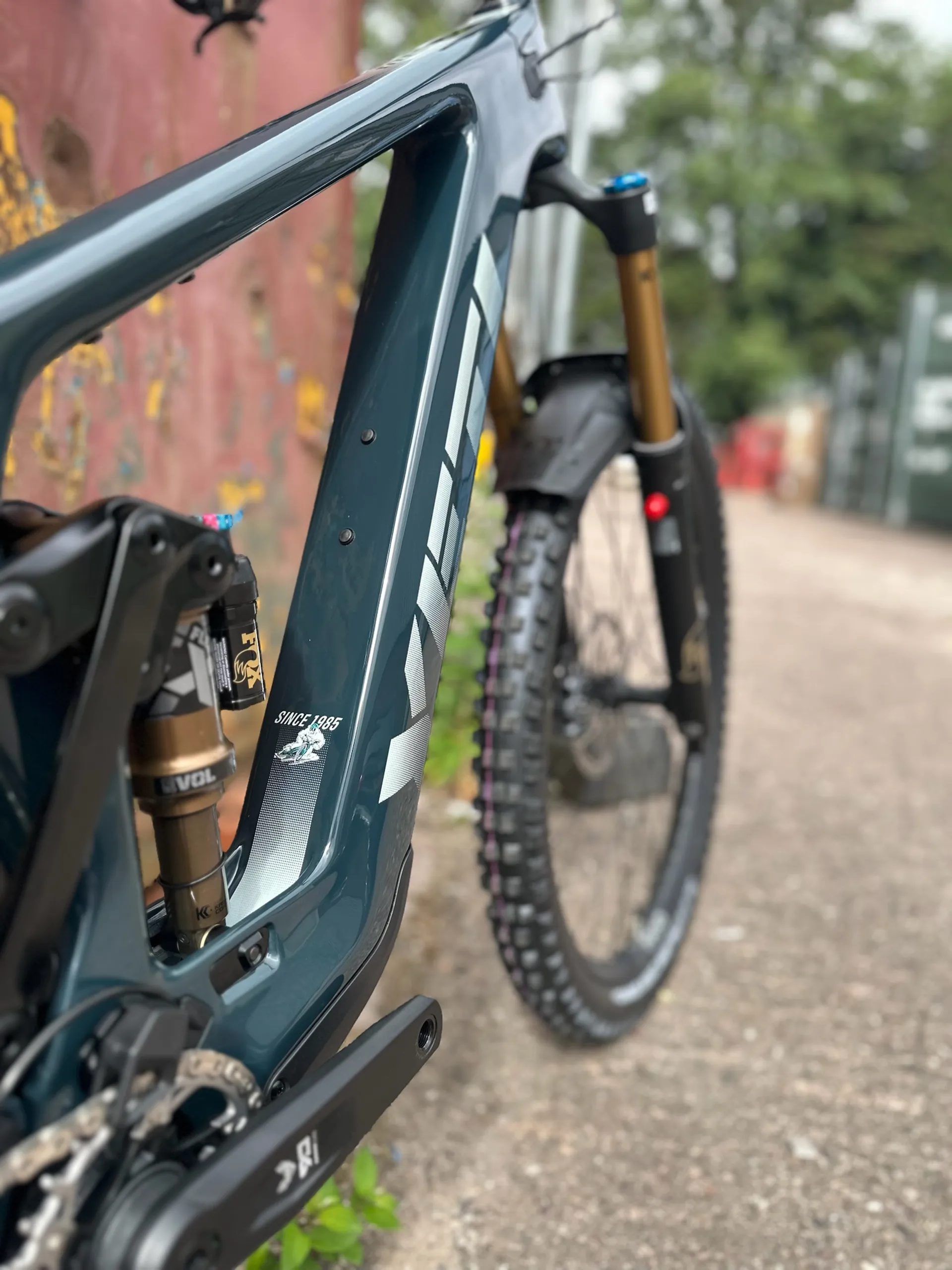 Yeti MTE 2026 C2 Factory Midnight